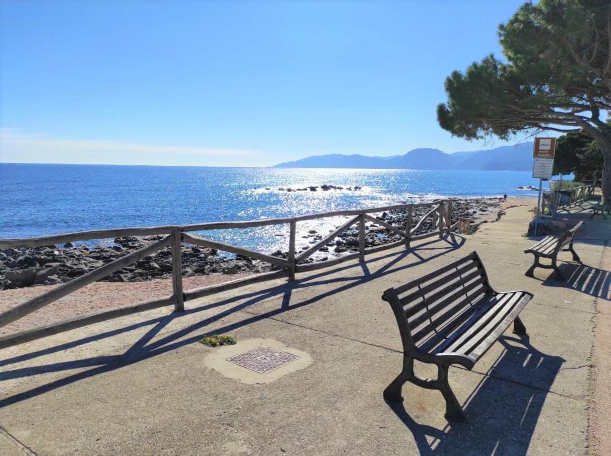 Terrazza Lungomare, E Sei In Spiaggia... Cala Gonone Exteriér fotografie